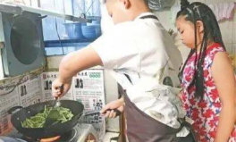 十岁小姐姐教做菜视频,十岁萌娃教你轻松入门厨房小达人