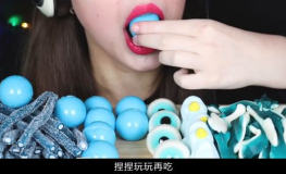 小姐姐吃蓝色系列甜点吗,探寻小姐姐的蓝色甜点情缘