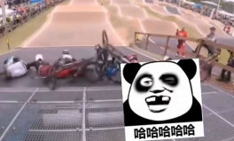 搞笑视频笑死人100个短片视频,100个搞笑短片，笑点爆棚，欢乐无限