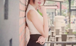 美女模特大棵艺术照,性感与艺术的完美融合