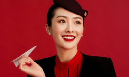 空乘专业小姐姐撞脸明星,网络热议引发颜值风暴